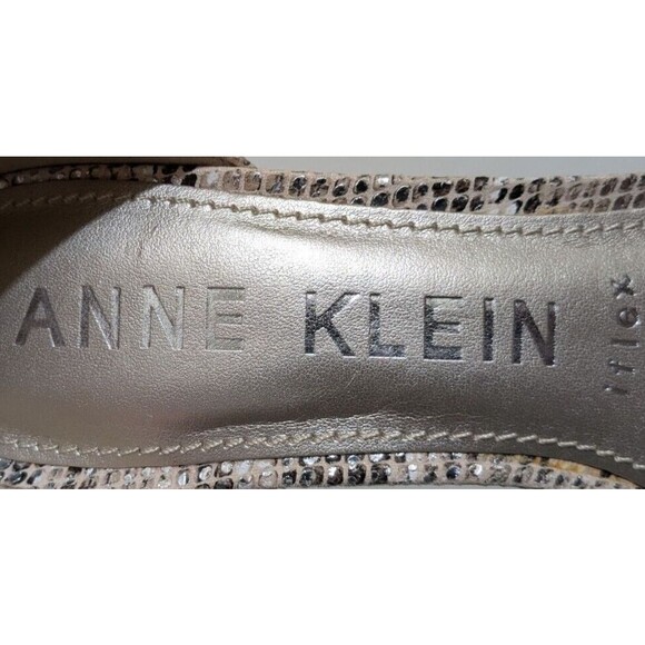 Anne Klein Sandal 8.5M Animal/Studs Ankle Strap 2.5" Block Heel Nice - Picture 2 of 10